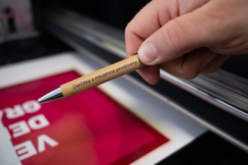 Potlačené bambusové pero UV tlač - bkstudio.sk