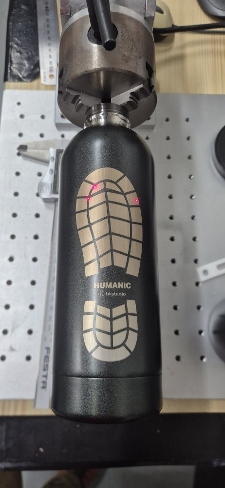 Ukážka gravírovanie pre Humanic ako vďaku za našu spoluprácu